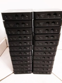 256