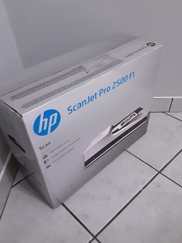 hp_scanjet_pro_2500_1