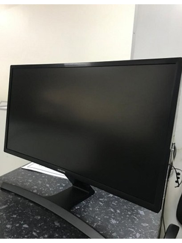 MONITORS: Samsung 24